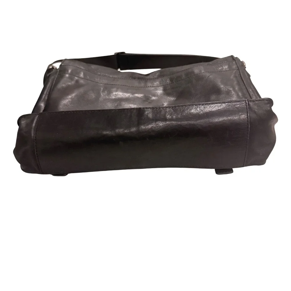 Vintage Cole Haan Black Leather Messenger Bag Adjust Strap Buckle Flap 11x14x3‎